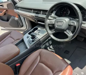 Audi Q7 2017 White