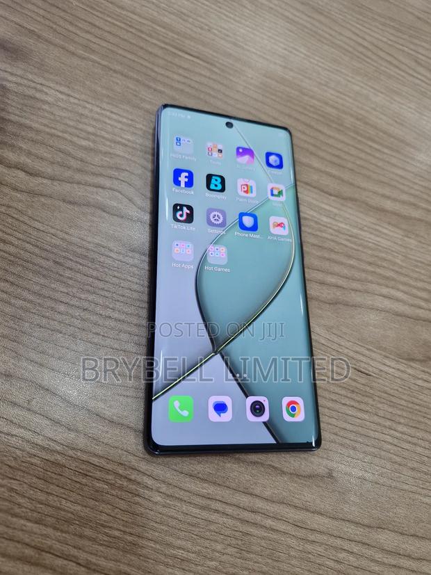 Tecno Spark 20 Pro Plus 256 GB Gray - thumbnail 4