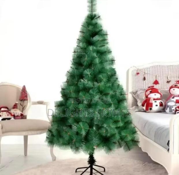 PE PINE Christmas Tree*_esj