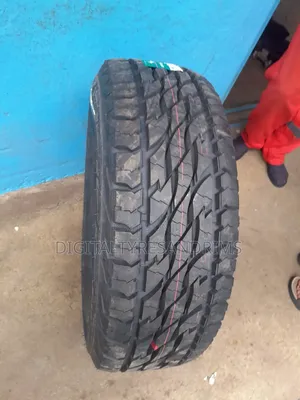 BRAND NEW Bridgestone Tyres Size 265/65r17