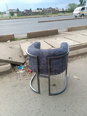 Styling Seat, Grey Colour 