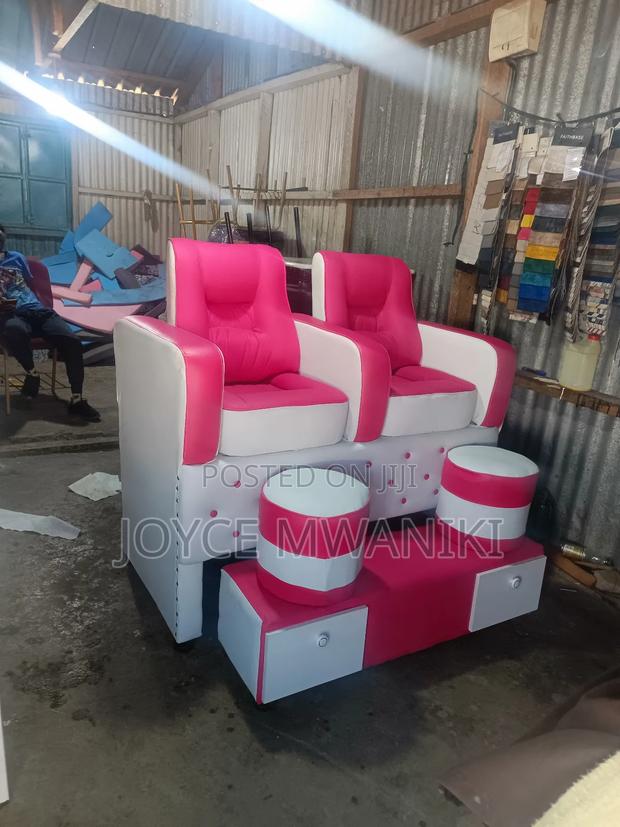Pedicure Seat, 2 Seater Unique and Classy - thumbnail 2