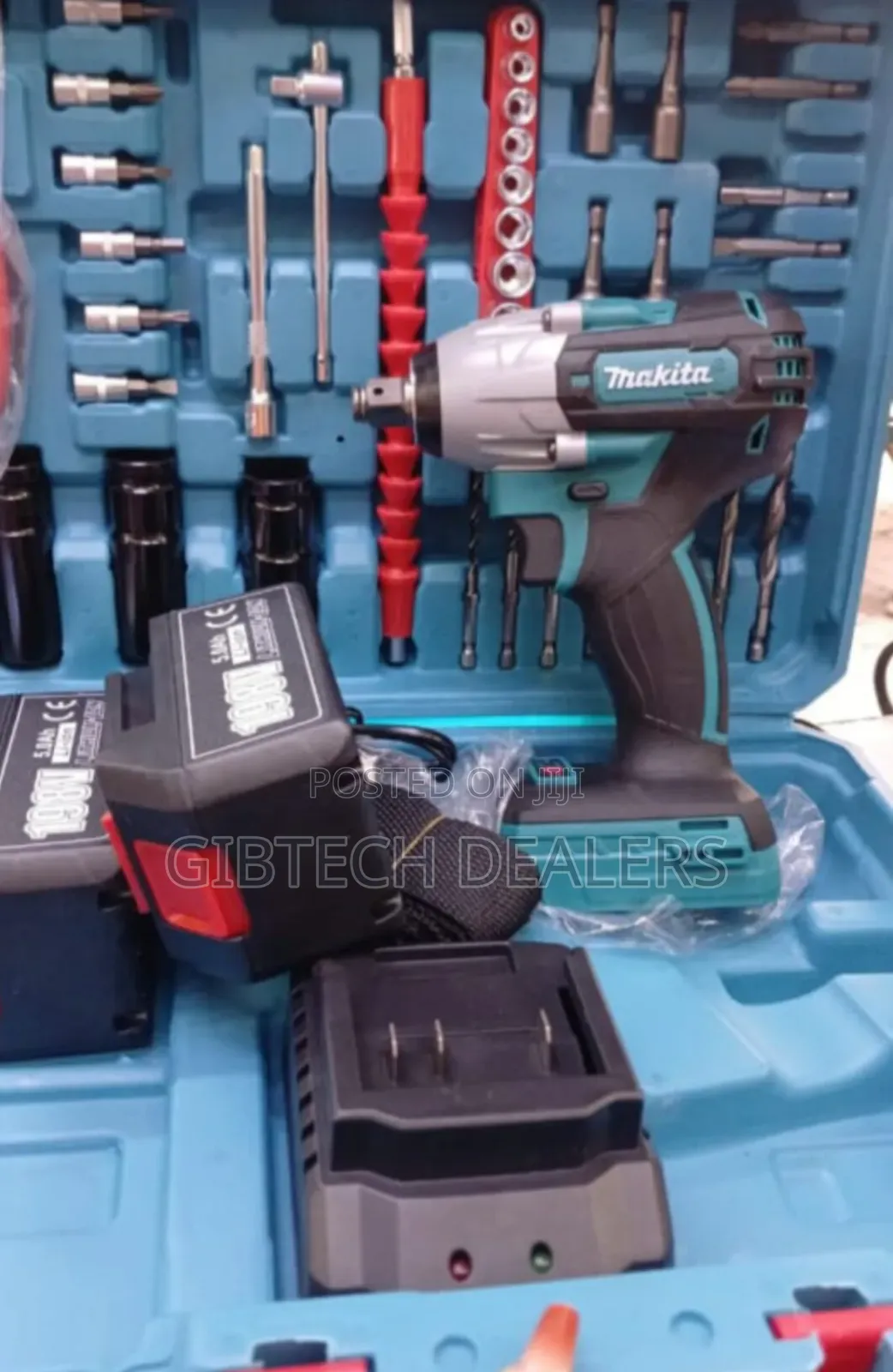 Makita Impact Wrench 198 Volts