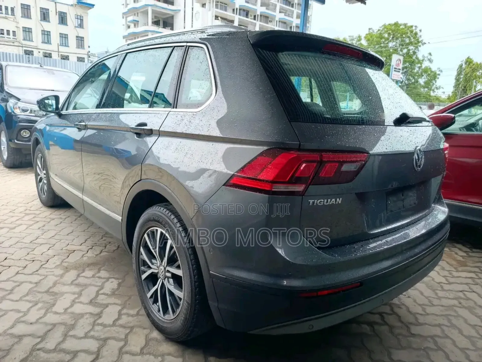 Volkswagen Tiguan 2.0T SE FWD 2018 Gray