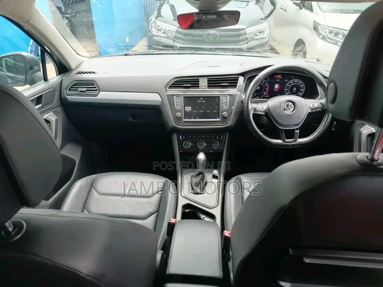 Volkswagen Tiguan 2.0T SE FWD 2018 Gray