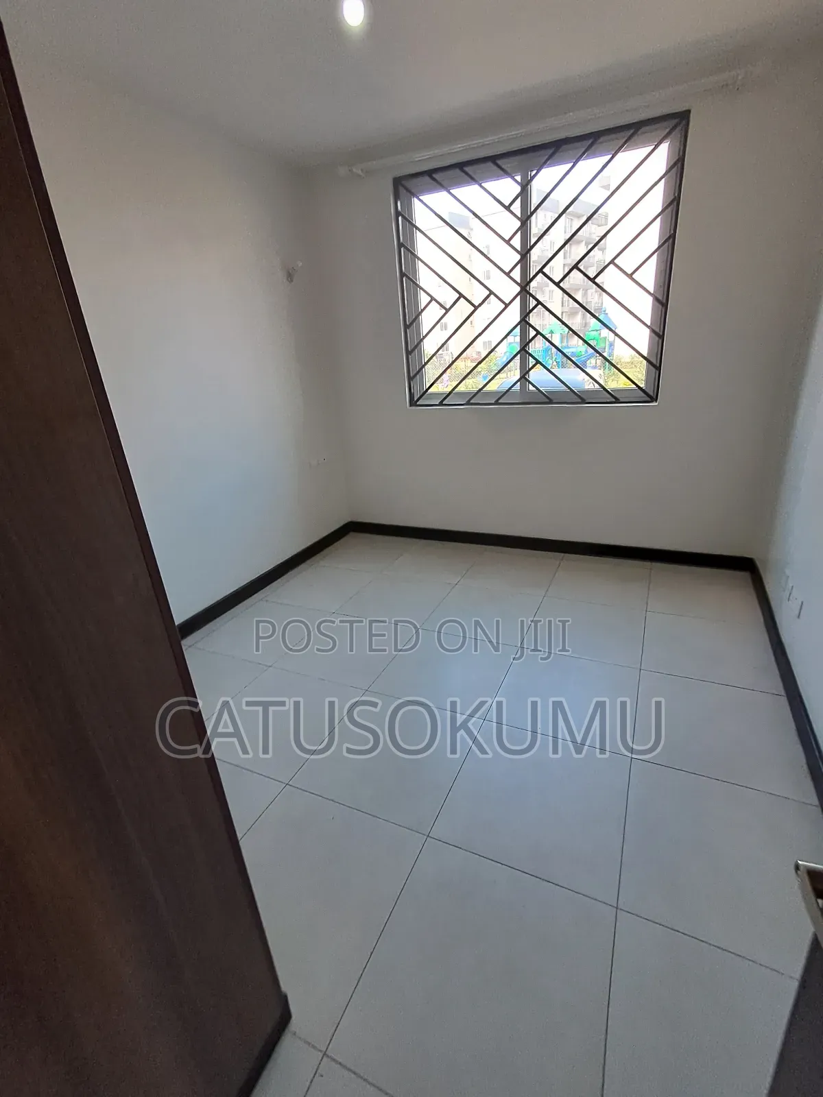 3bdrm Apartment in Katani for rent