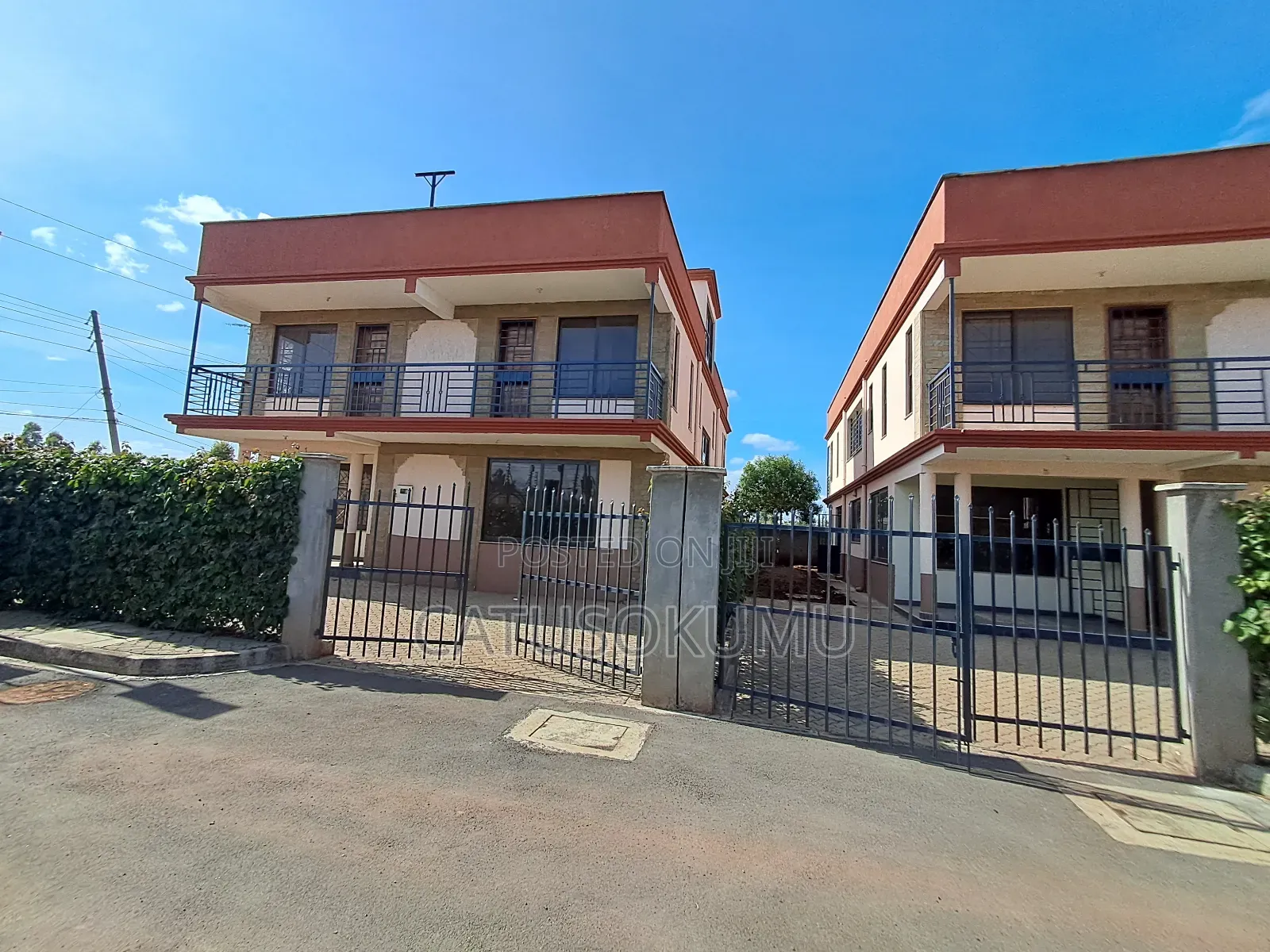 5bdrm House in Katani for rent