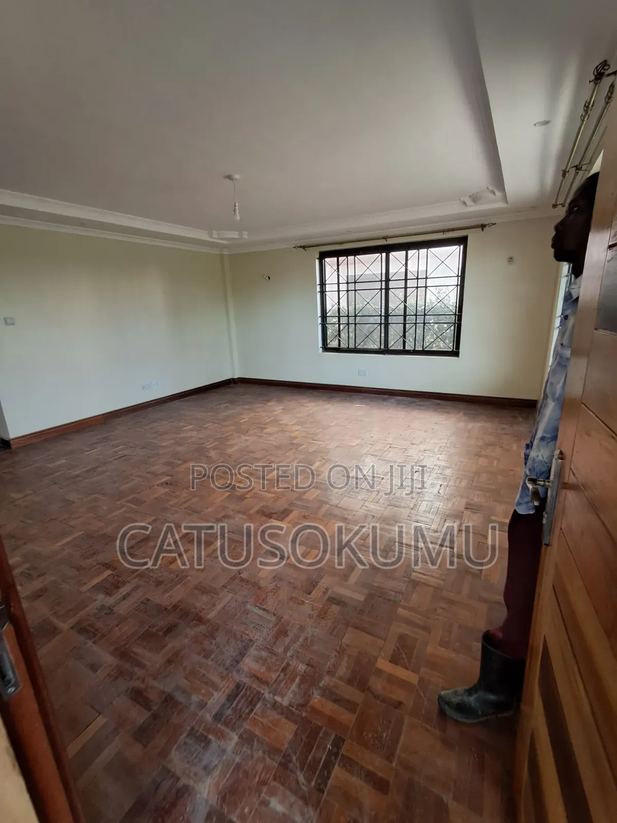 5bdrm House in Katani for rent