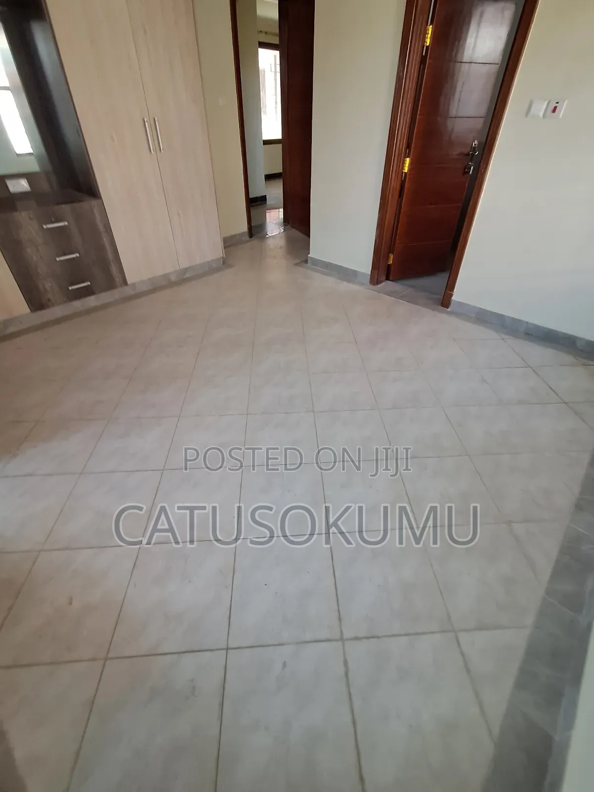 5bdrm House in Katani for rent