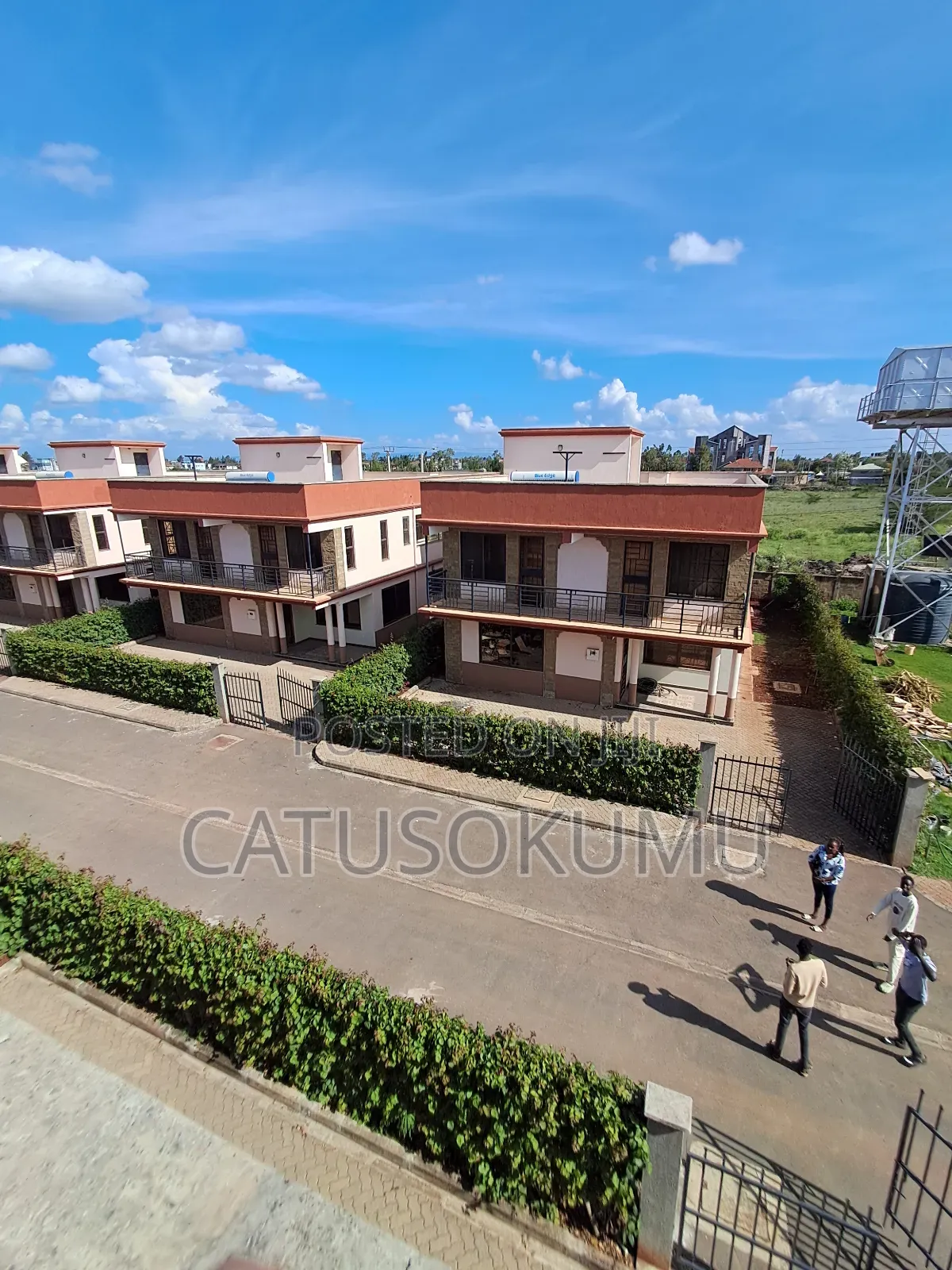 5bdrm House in Katani for rent