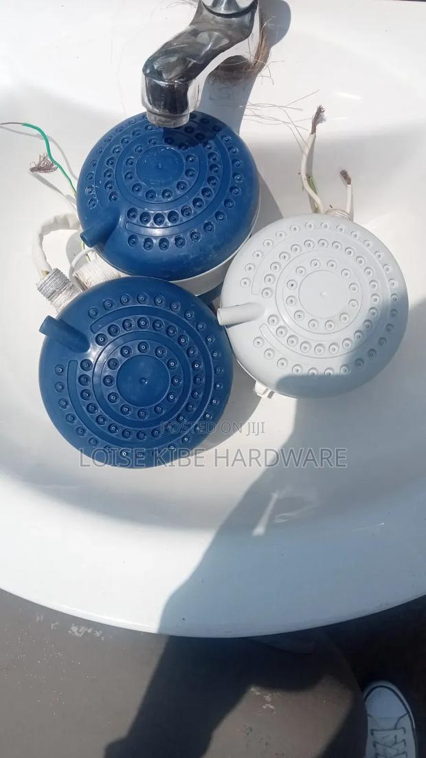 X UK Shower Available - main view