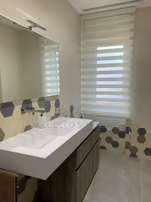 Effortless Modern Horizontal Window Blinds