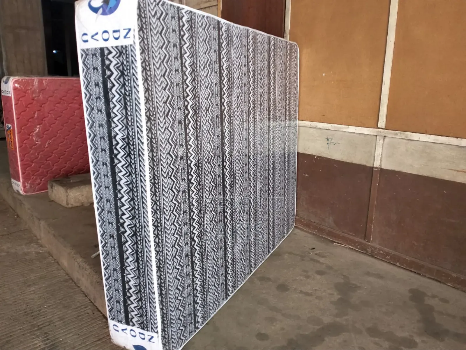 Got It! 6 X 6 X 10 Ndovu Mattresses. Free Delivery