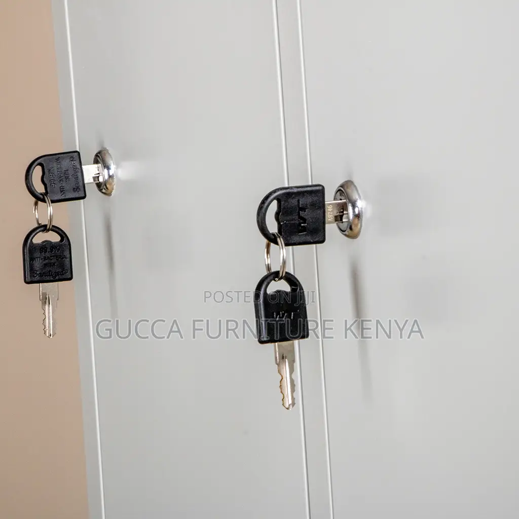 Cabinets:6-Door Locker Metallic Storage Office Cabinet