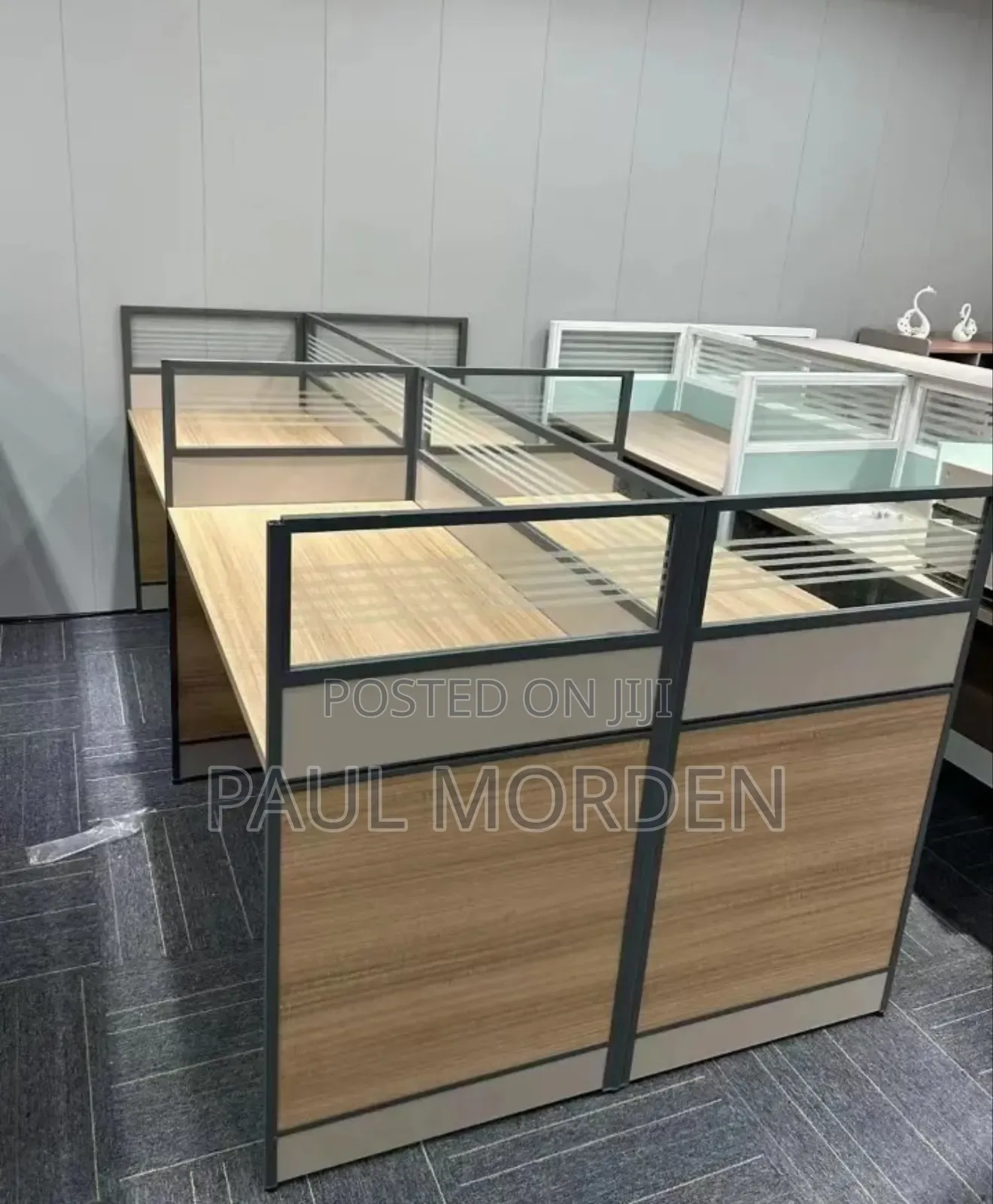 Four Way Working Station