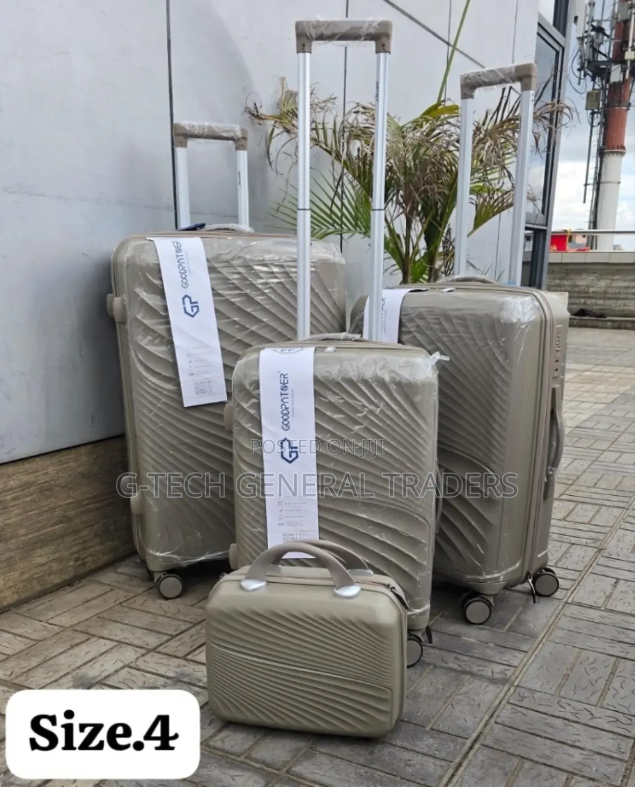 Size 4 Unbreakable 4in1 Fiber Suitcase(Multicolored)