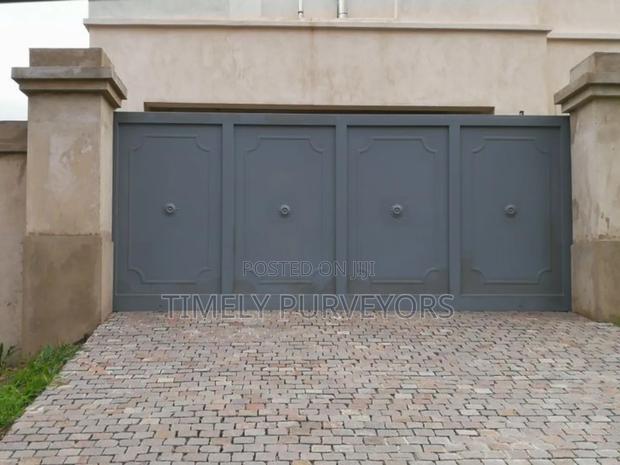 Modern Gates - thumbnail 2