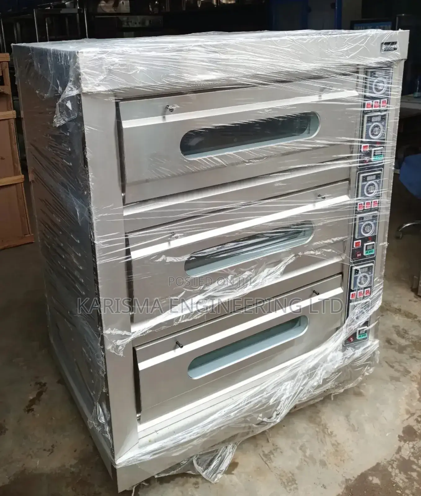 Heavy Duty 3 Deck Oven. Imported.