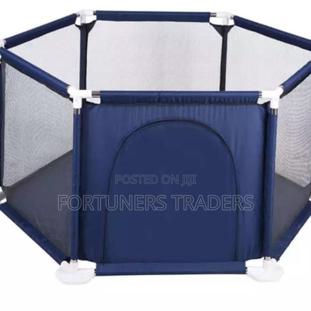 Playfence Hexagonal Playfence - main view