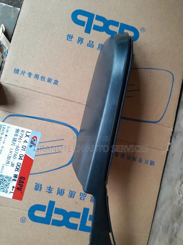 Subaru SH Lower Side Mirror Cover