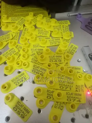 Cattle/Sheep/Goats Slim Shape Ear Tags Customized