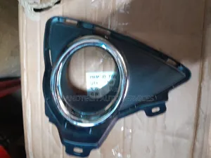Toyota Auris 2012 Foglight Cover