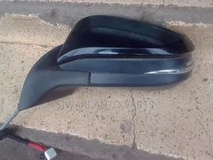 Noah 2015 Side Mirror
