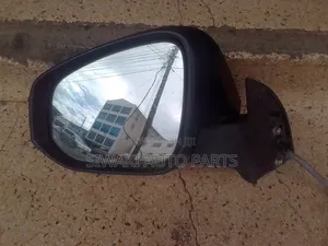 Noah 2015 Side Mirror