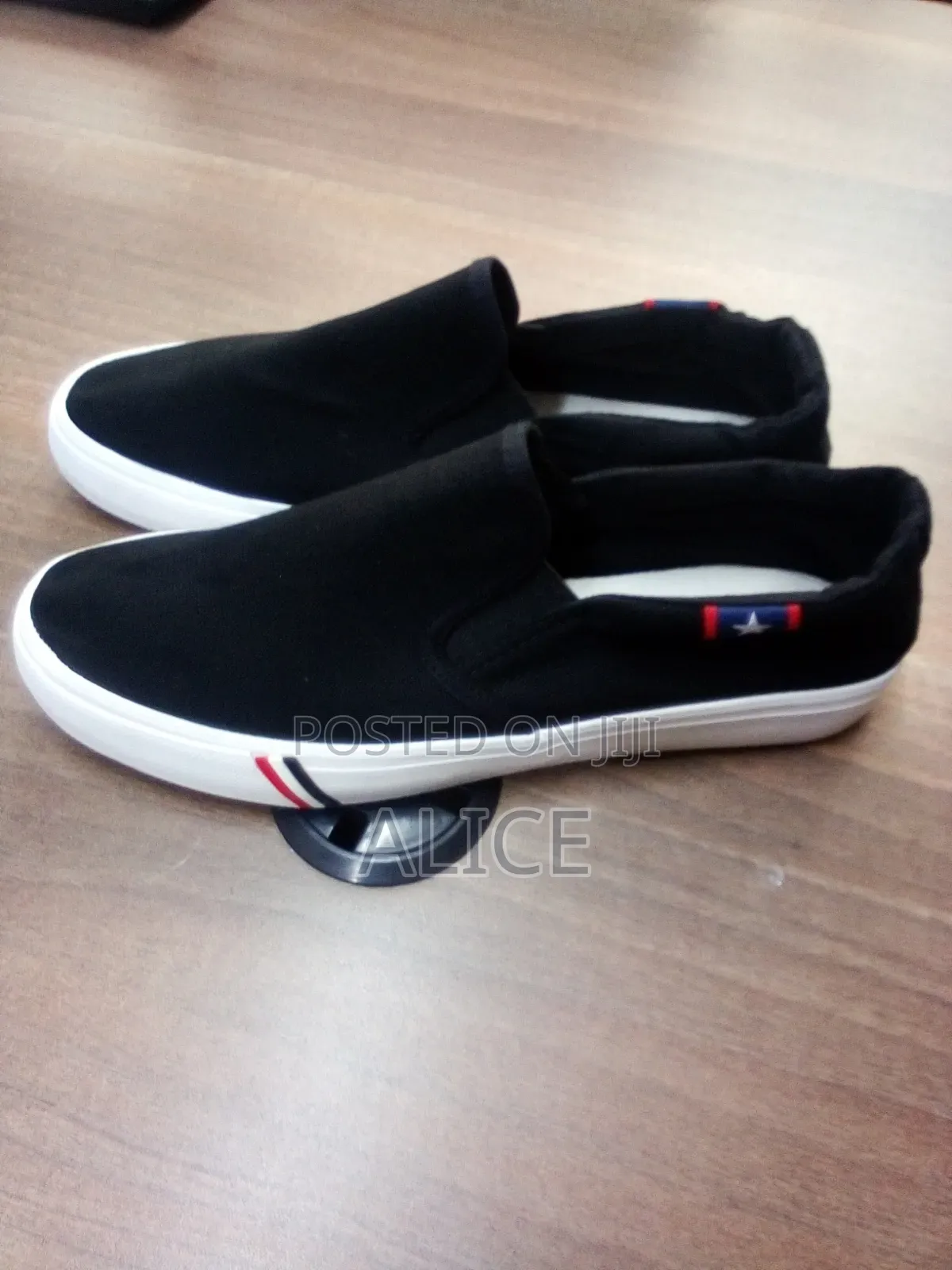Unisex Rubber Casual