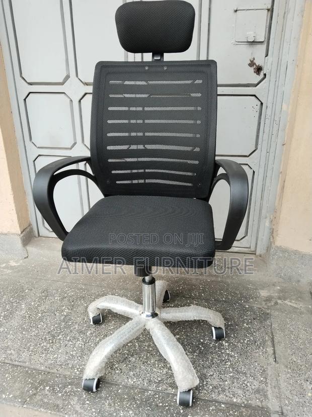 High Back Headrest Office Chair.