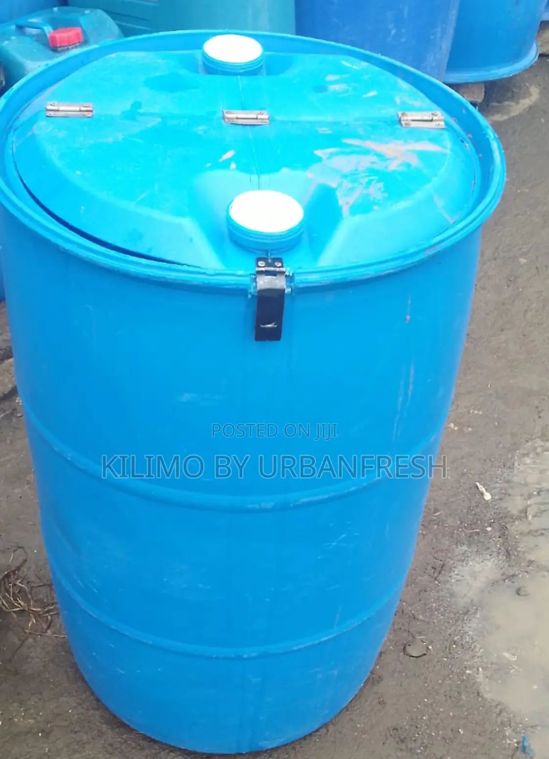 220 LTRS Plastic Drum With Hinges,Half Open Lockable Option