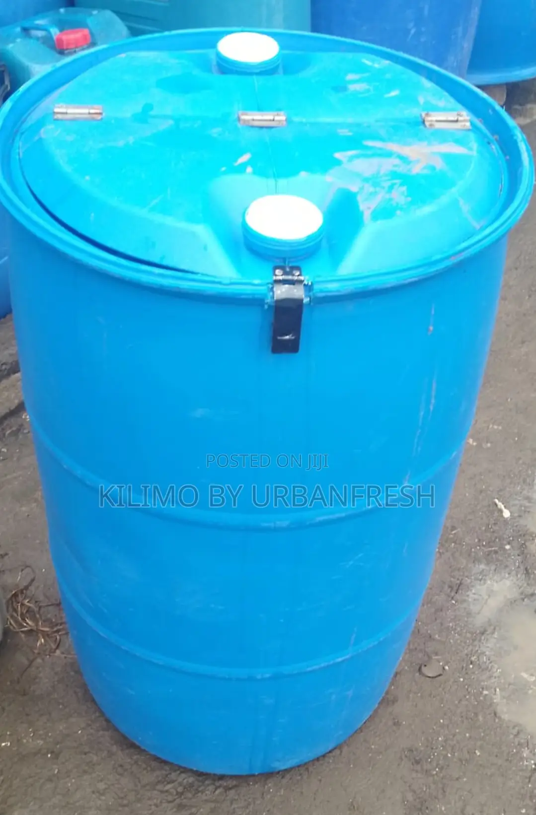 220 LTRS Plastic Drum With Hinges,Half Open Lockable Option