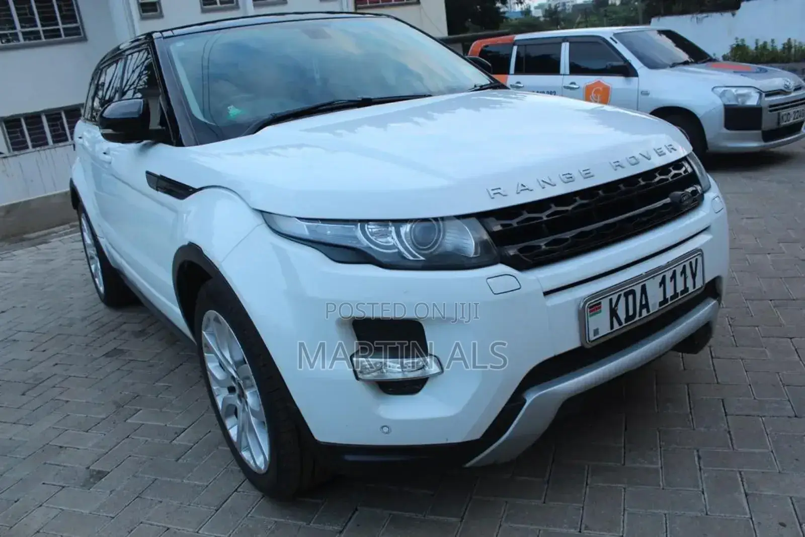 Land Rover Range Rover Evoque Pure AWD 5-Door 2013 White