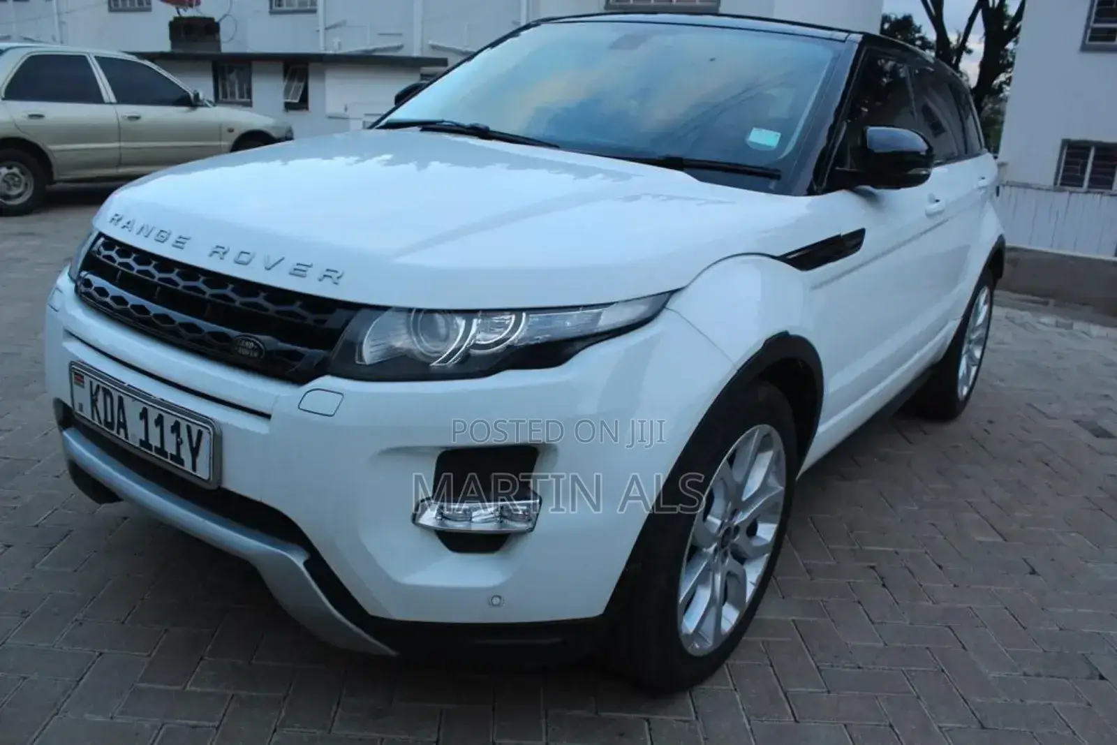 Land Rover Range Rover Evoque Pure AWD 5-Door 2013 White