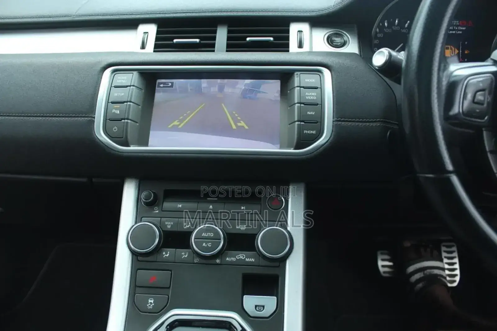Land Rover Range Rover Evoque Pure AWD 5-Door 2013 White