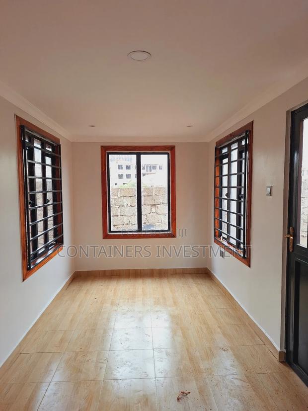 20ft Gorgeous Offices at Container Investment Kenya. - thumbnail 2