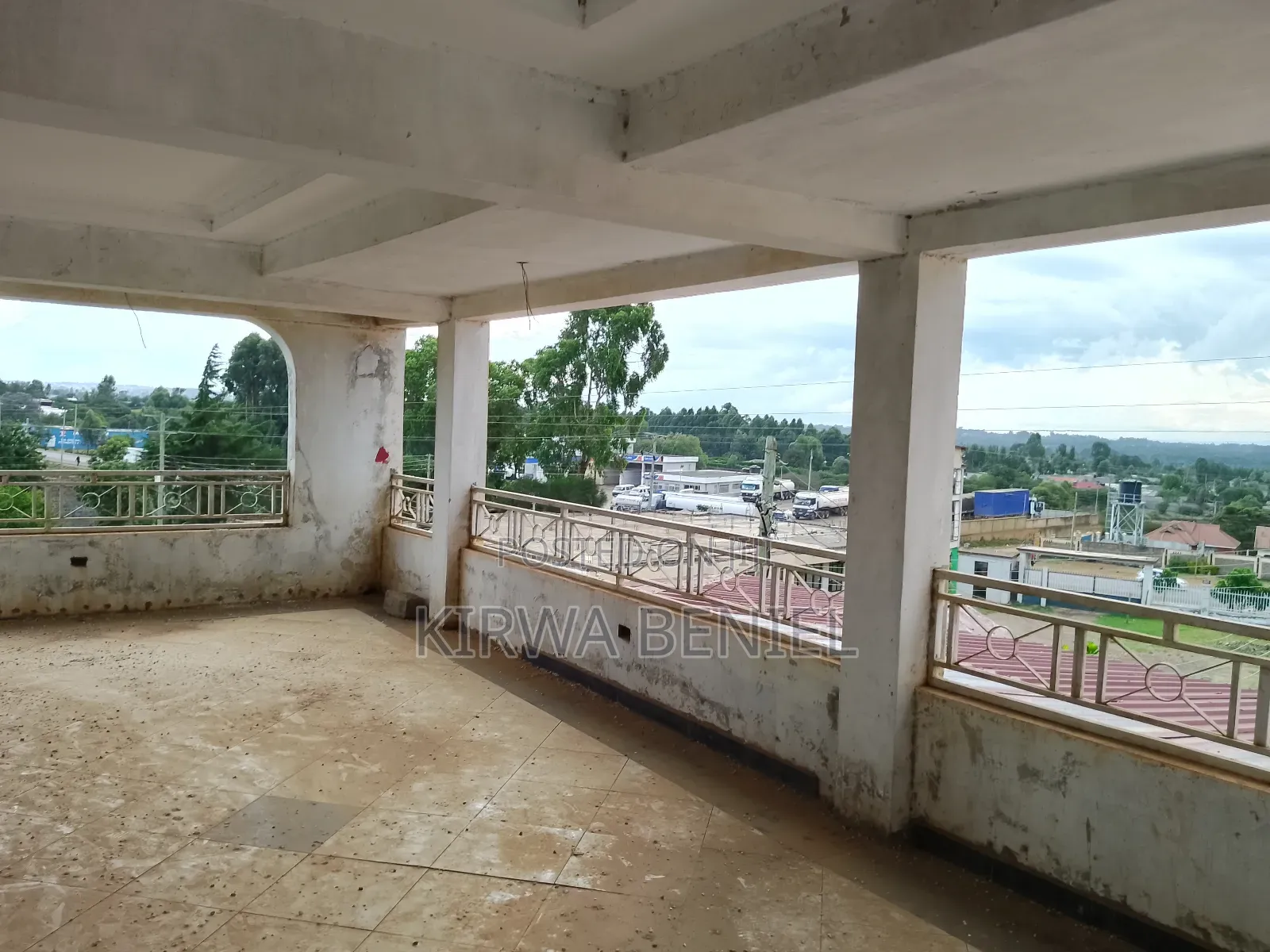 Hotel on Sale or Lease
