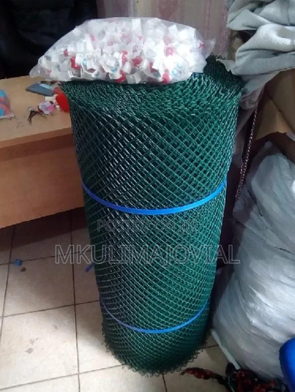 Green Plastic Mesh Net - main view