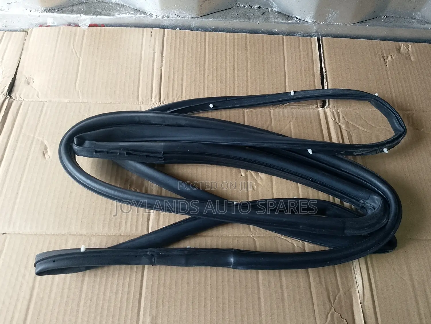 Toyota Hiace 5l/3l Front Door Rubbers