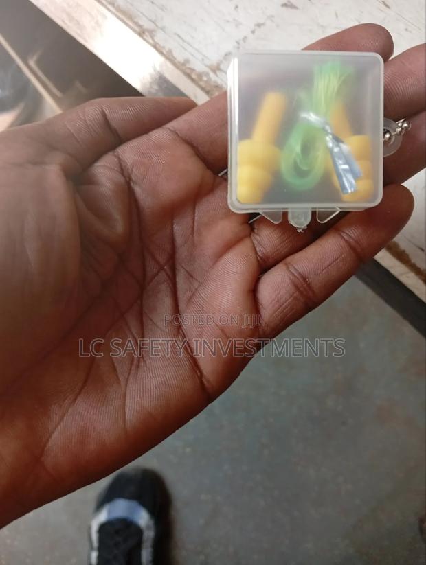 Safety Earplugs - thumbnail 2