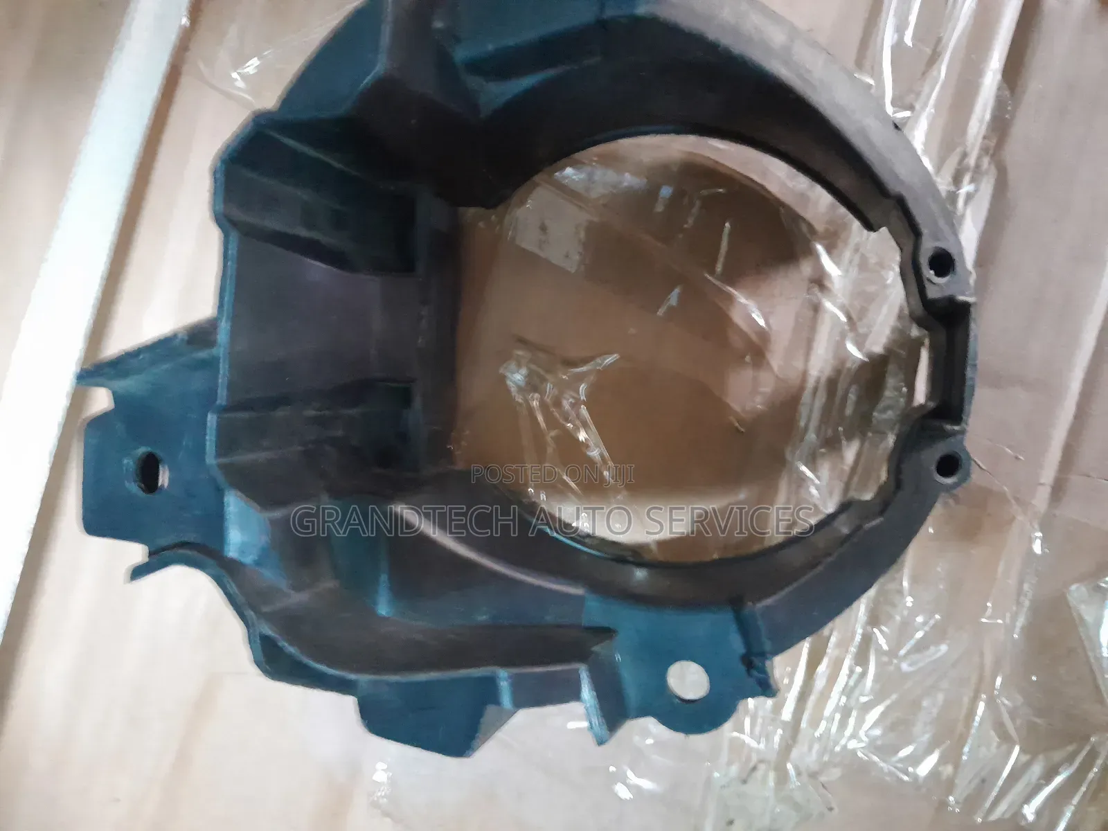 Premio 260 Foglight Holder Available