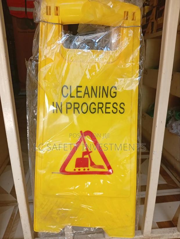 Caution Board - thumbnail 2