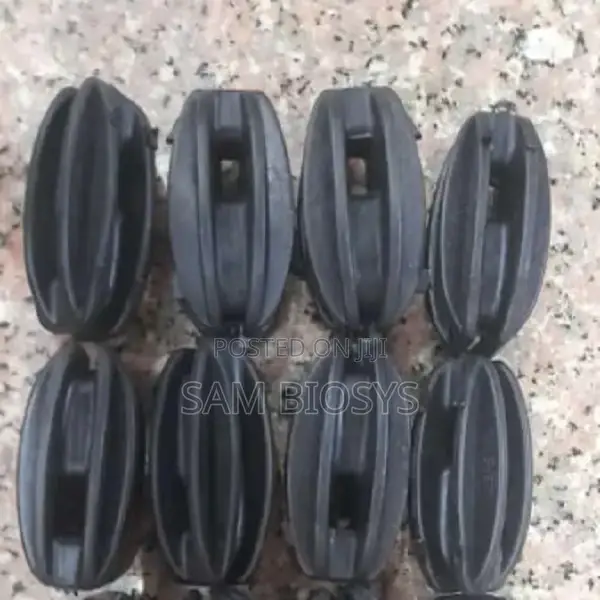 Electric Fence Strainer Insulator