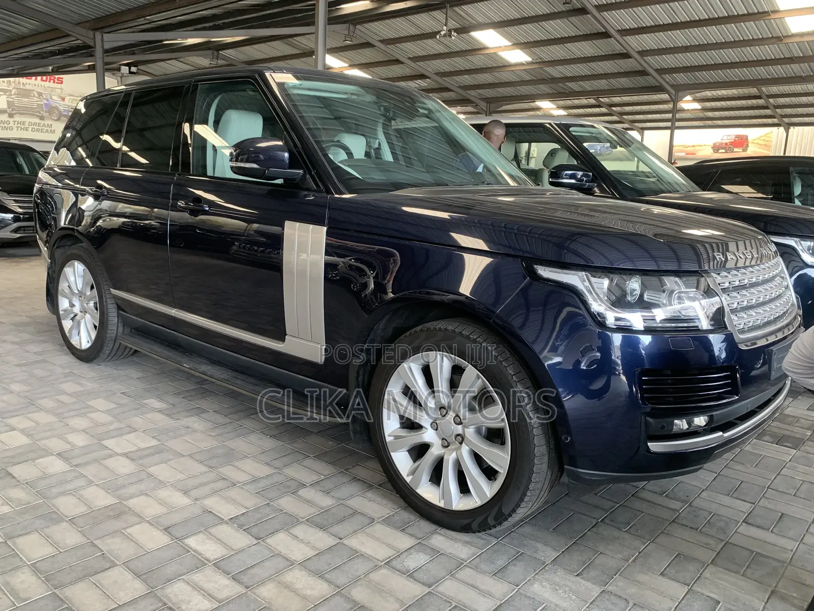 Land Rover Range Rover Vogue 2017 Blue