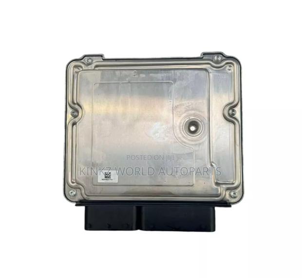BMW E90 E91 E92 E93 Engine Control Unit Ecu Dde 13618512047 - thumbnail 2