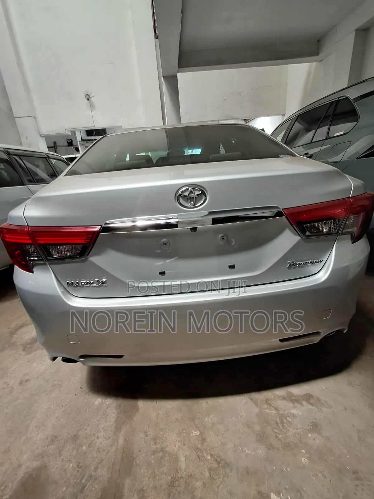 Toyota Mark X 2017 Silver