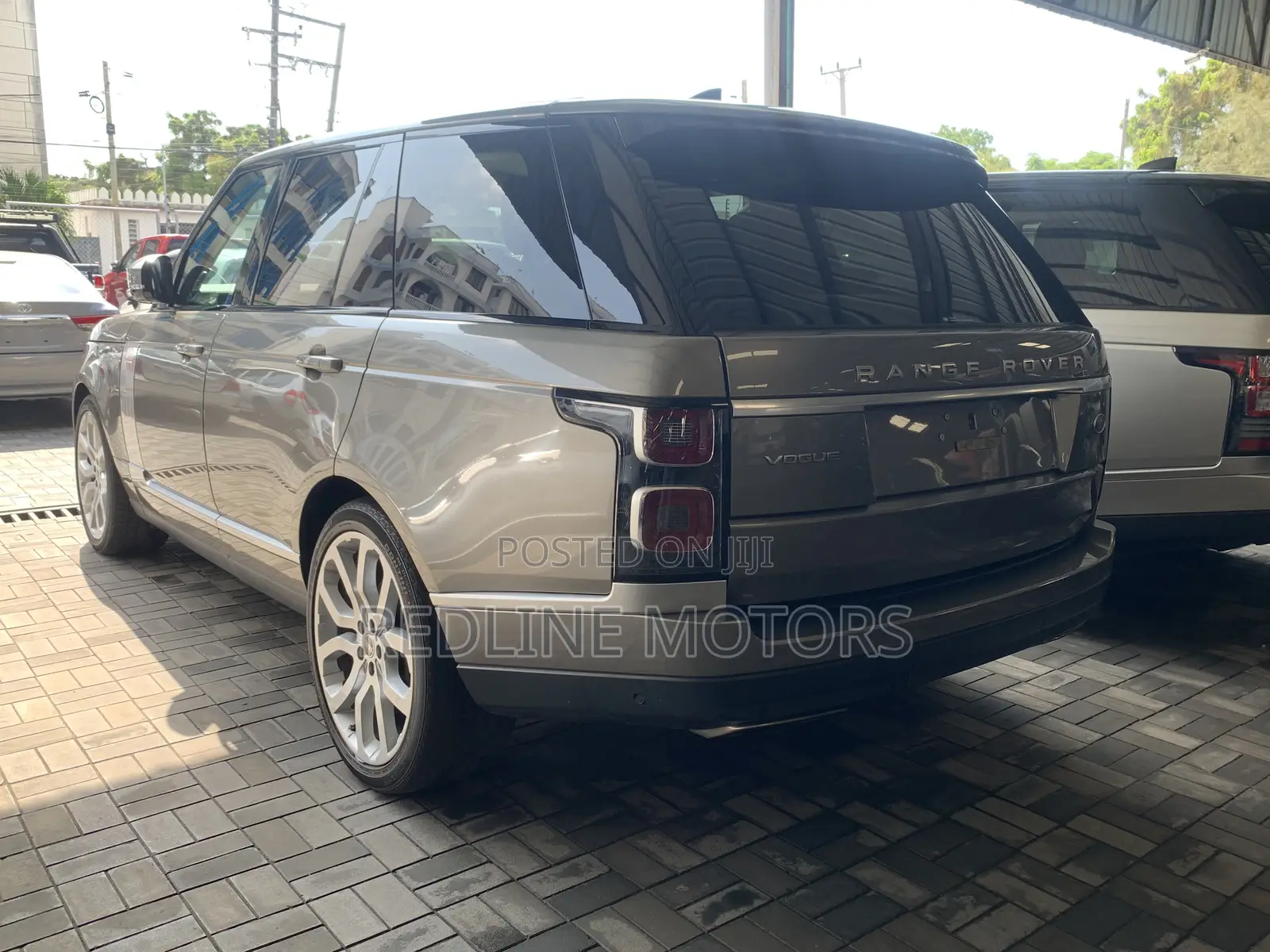 Land Rover Range Rover Vogue 2017 Ivory