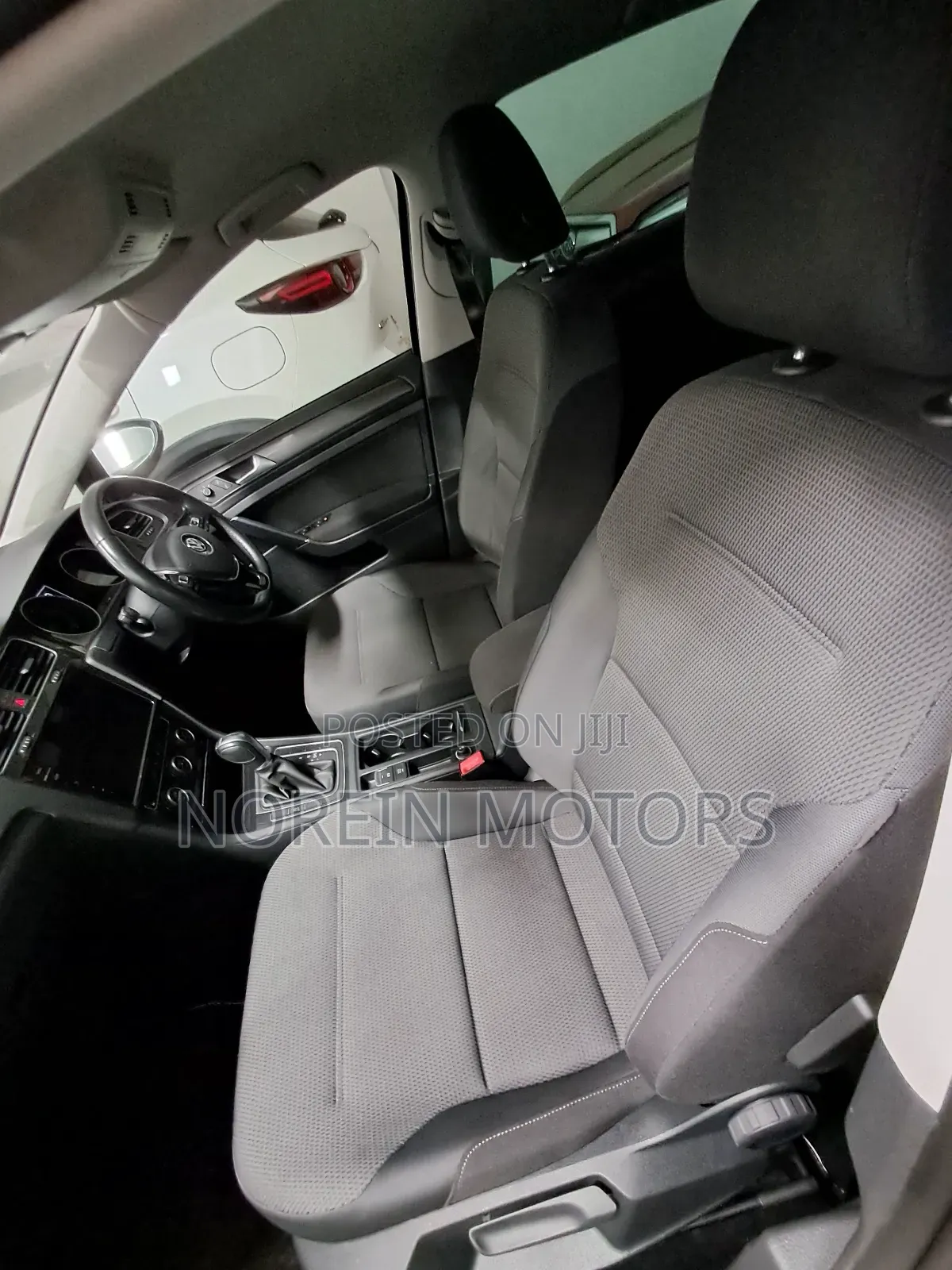 Volkswagen Golf 2017 Matt Black