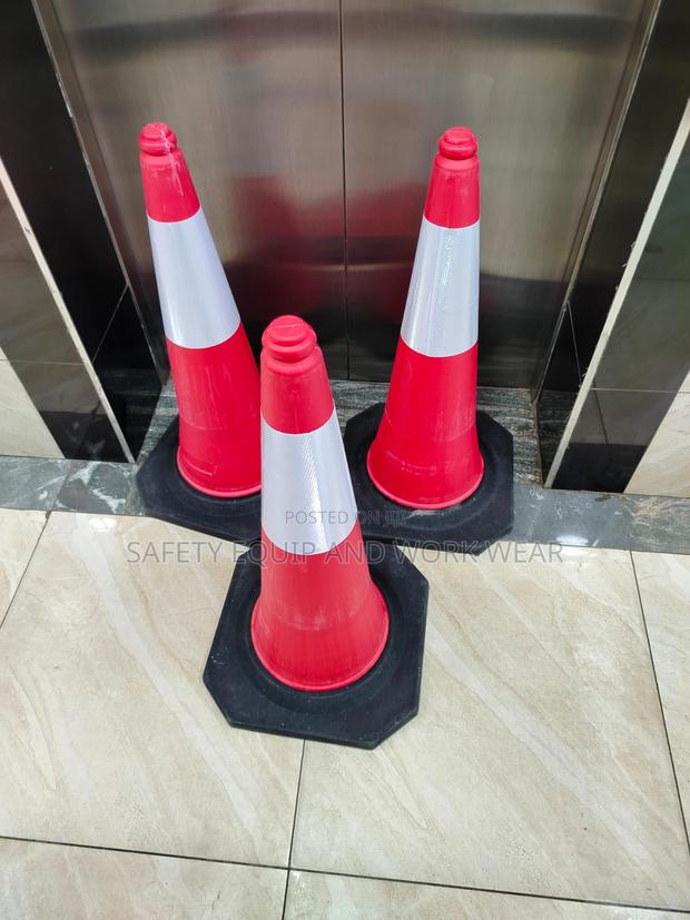 Road Traffic Cones - main view