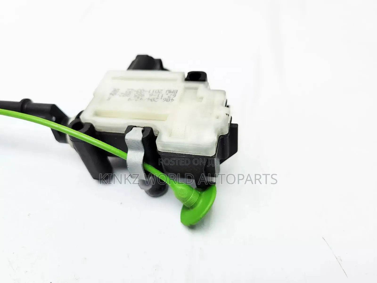 BMW X5 E70 Fuel Flap Actuator Motor Selenoid 6985882